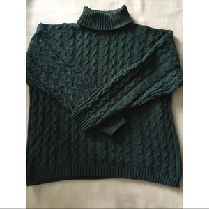 Vintage dark green cotton turtleneck knit sweater